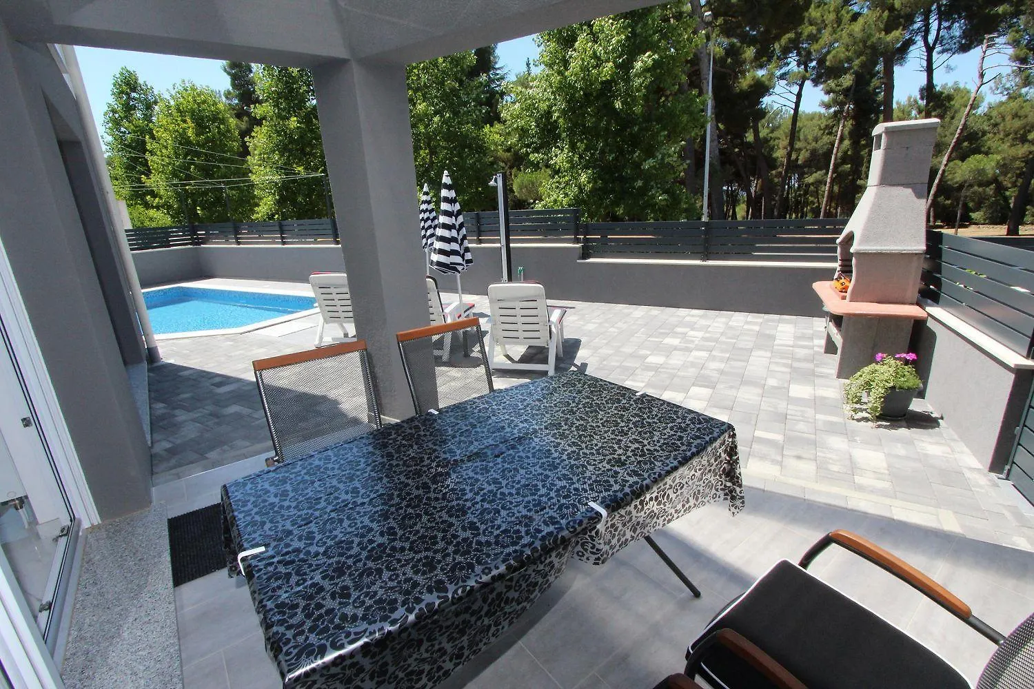 Einzigartige Villa Direkt In Rovinj Mit Privatpool, Grillbereich, Privatparkplatz, Wifi Holiday home